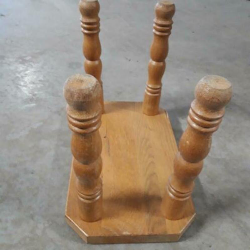 Melkkrukje klein tafeltje bijzettafeltje mini tafel