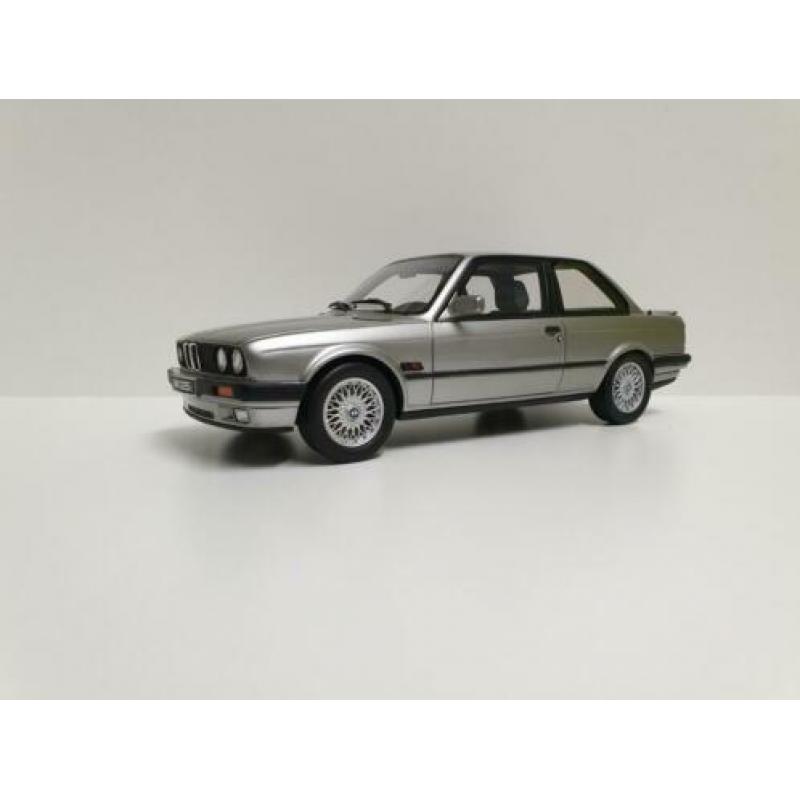Ottomobile Bmw E30 325i Coupe 1:18 Nieuw