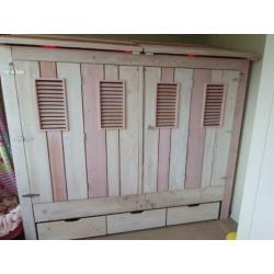 Prachtige houten kidsfactory bedstee