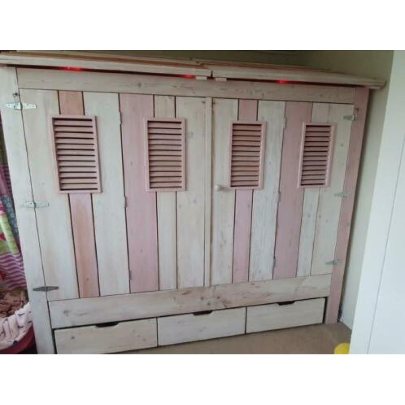 Prachtige houten kidsfactory bedstee