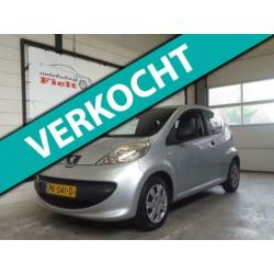 Peugeot 107 1.0-12V XR