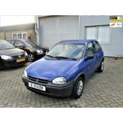 Opel Corsa 1.4i Eco nwe apk nwe achterbanden nap cd speler u
