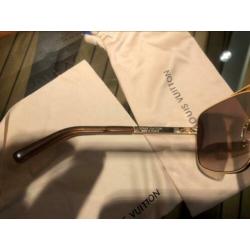 Louis Vuitton attitude goud