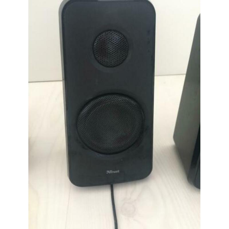 2x speakerset van Trust Tytan