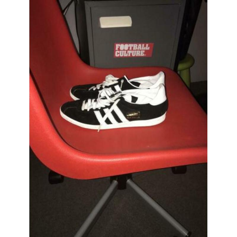 Adidas Gazelle maat 43