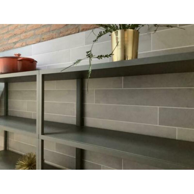 Schitterende Hay new order kast