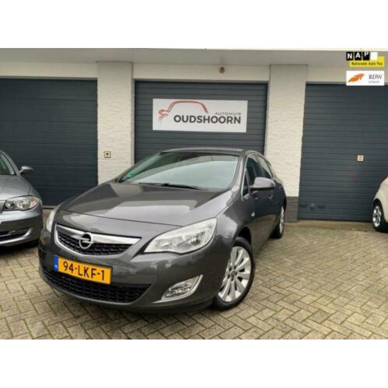 Opel Astra 1.4 Cosmo LEER TREKHAAK