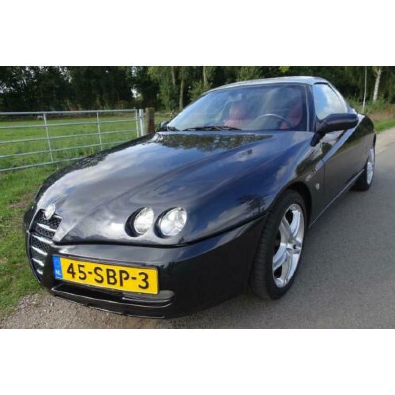 Alfa Romeo Spider 2.0 JTS zeer goed onderhouden! Keurig netj