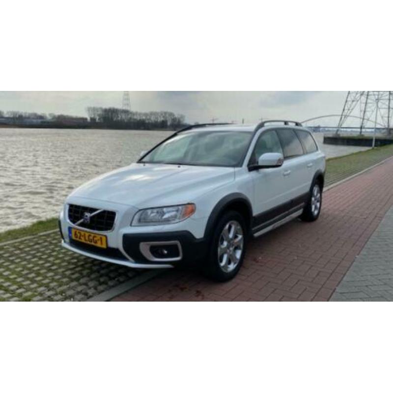 Volvo XC70 T6 286 pk AWD Aut met slechts 86.500 km