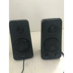 2x speakerset van Trust Tytan