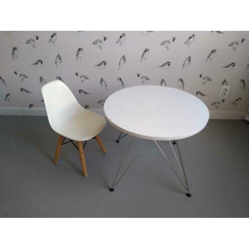 Design kindertafel CTR junior rond wit met 1 DSW stoeltje