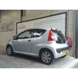 Peugeot 107 1.0-12V XR