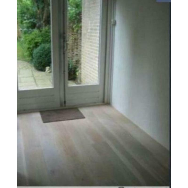 vloer laminaat leggen legger vloeren laminaatlegger pvc