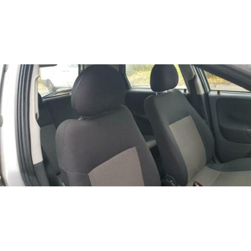 Opel Corsa 1.3 CDTI Silverline (bj 2006)