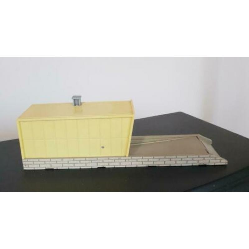 Dinky Toys 502 garage