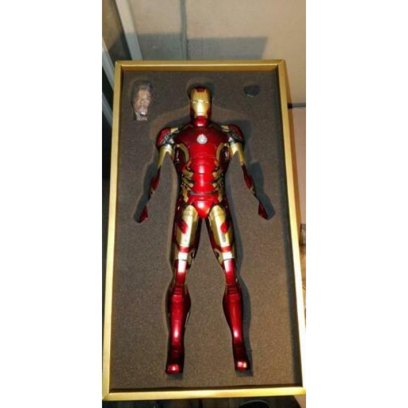 Hot Toys 1/4 Iron Man Mark XLIII / 43 Marvel figuur QS005