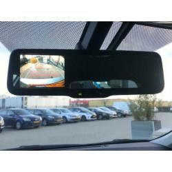 Toyota Auris 1.6 Dynamic Navigatie , Camera , Trekhaak .