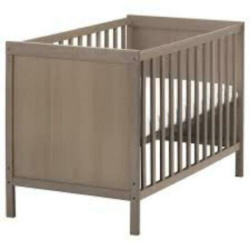 Ikea ledikant babybed incl matras
