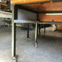 stalen verrijdbare werkbank werktafel massief houten blad