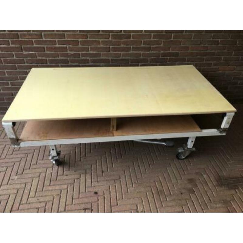 werkbank - werktafel - hydraulisch