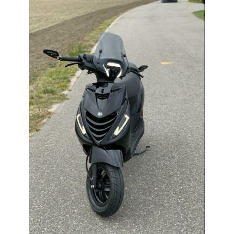 Piaggio Zip brom