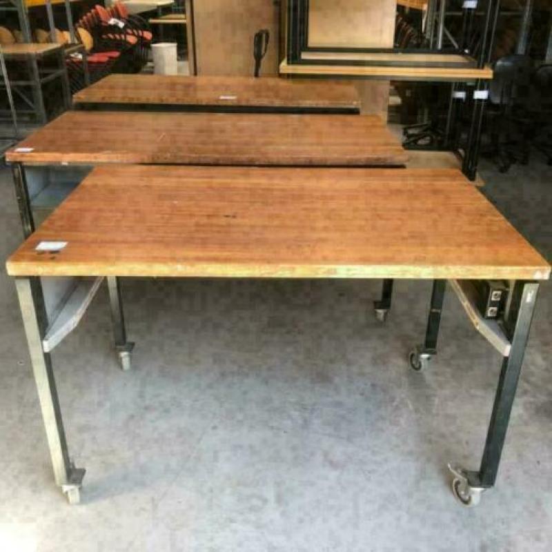 stalen verrijdbare werkbank werktafel massief houten blad