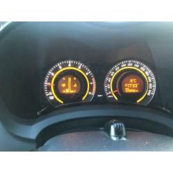 Toyota Auris 1.6 Dynamic Navigatie , Camera , Trekhaak .