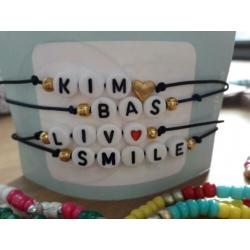 DIY pakketje: armbandjes van letterkralen