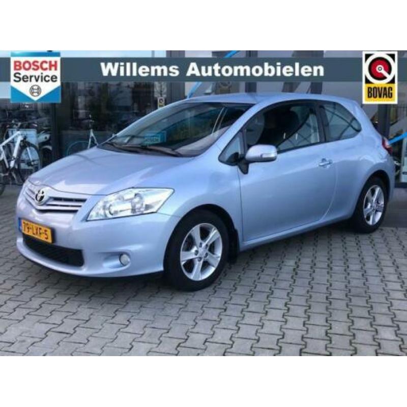 Toyota Auris 1.6 Dynamic Navigatie , Camera , Trekhaak .