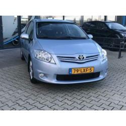Toyota Auris 1.6 Dynamic Navigatie , Camera , Trekhaak .
