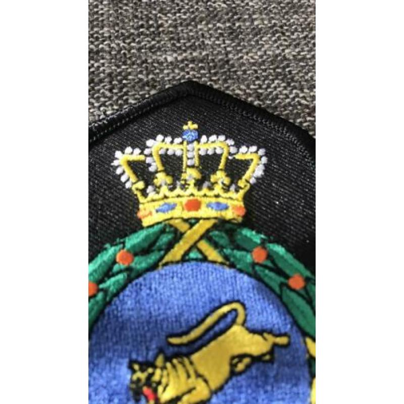 Crown kroon badge 300 sqn Kleur kleine versie