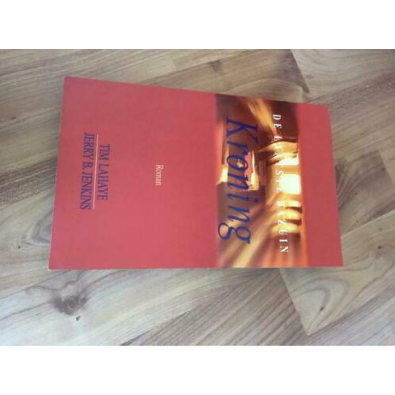 De serie de laatste bazuin in totaal 16 boeken.