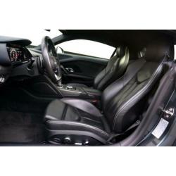 Audi R8 5.2 FSI quattro B&O Soundsystem_Sportuit_LED