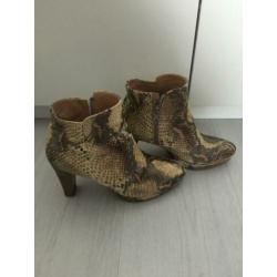 Slang print laarzen in maat 36