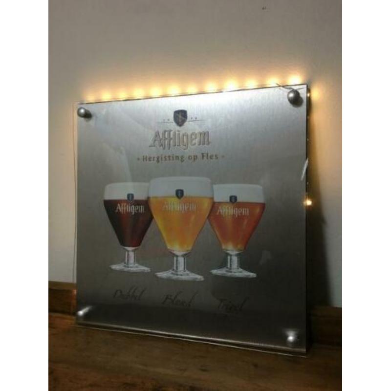 Reclame bord Affligem bier met verlichting. Stoer Mancave