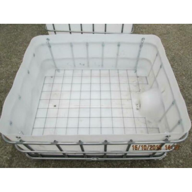 slowfeeder hooiruif ruif voer/hooibak slow feeder' gebracht