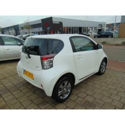 Toyota IQ 1.0 VVT-i 68pk AUTOMAAT CVT