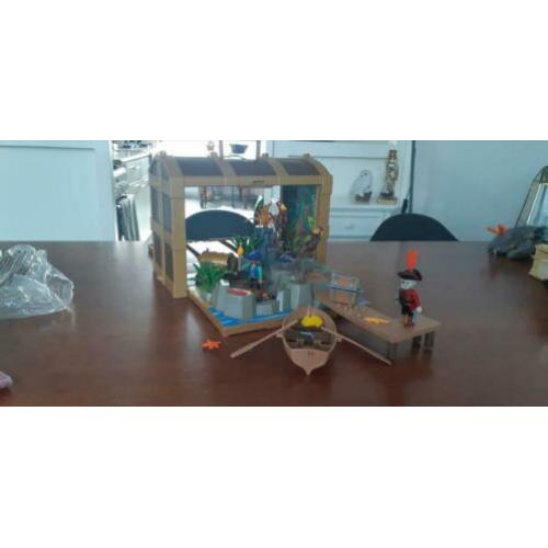 Playmobil schatkist met pirateneiland en poppetjes