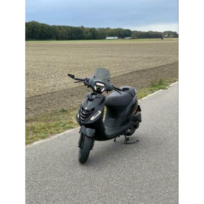 Piaggio Zip brom