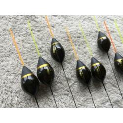 adv 254 / NIEUW set 11 dobbers RIVE