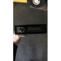 Auto radio pioneer