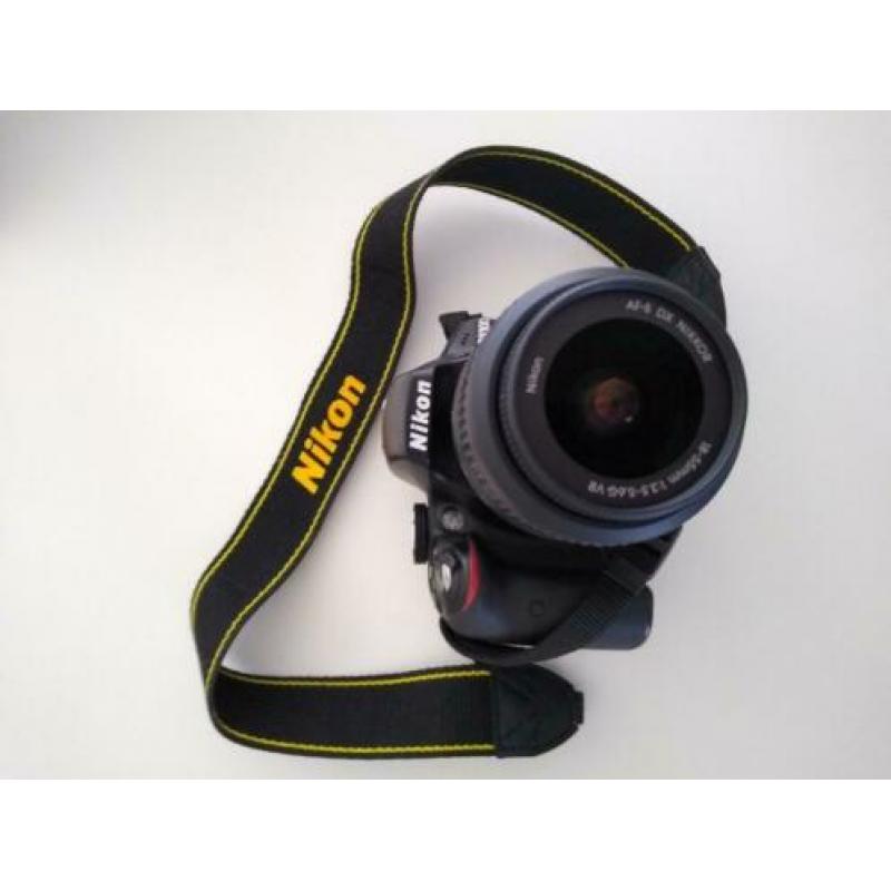 Nikon D3300 + Nikon AF-S 18-55mm VR en Nikon 55-200mm VR