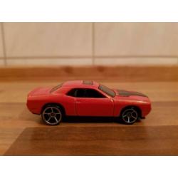 Hotwheels '08 Dodge Challenger SRT8 Oranje