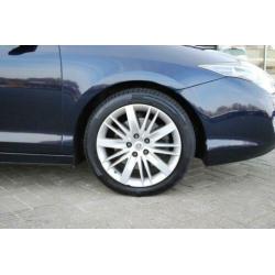 RENAULT Laguna Coupé 3.5 V6 240pk AUTOMAAT Initiale Paris
