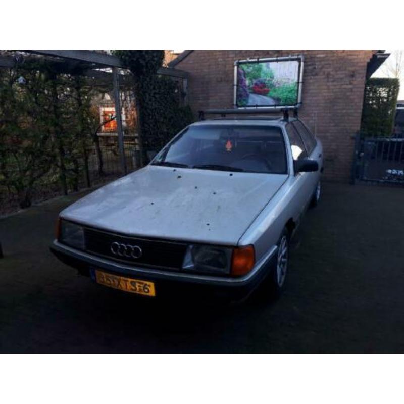 audi 100 1986 2.0 5cillinder zonder APK