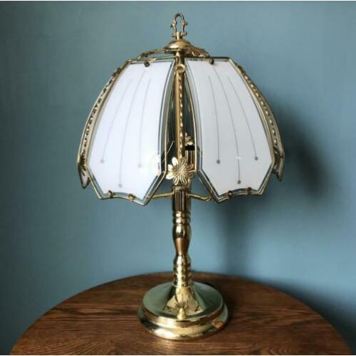 Grote vintage Hollywood Regency tafellamp messing en glas