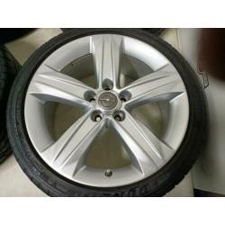 Opel Astra Zafira Vectra lichtmetaal velgen 18"inch 5x110