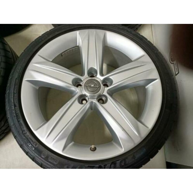 Opel Astra Zafira Vectra lichtmetaal velgen 18"inch 5x110