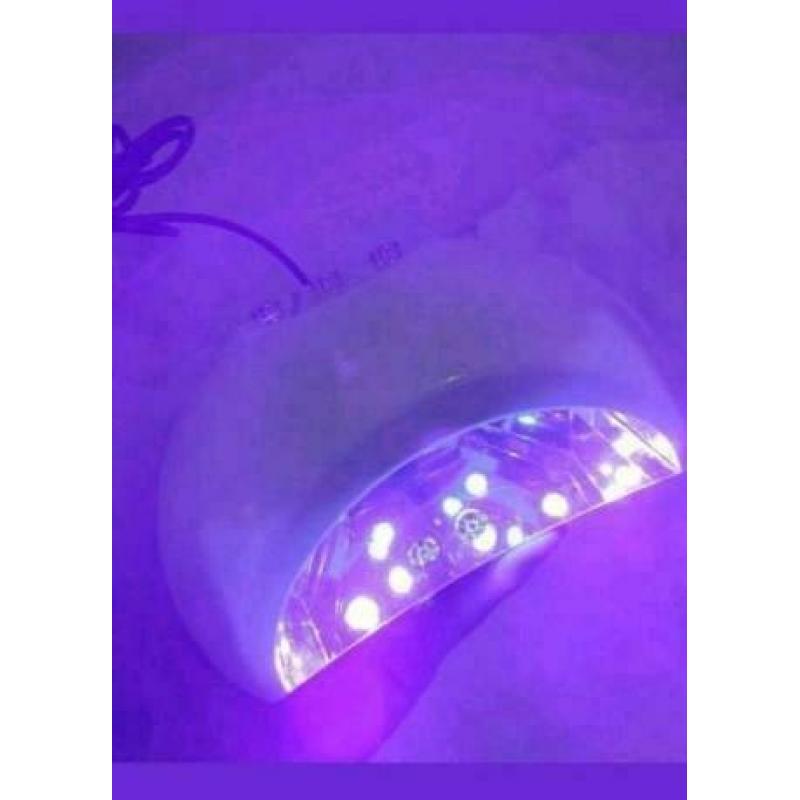 Nieuwe Led nagellamp. Gellak lamp. Ledlamp. Gellac. Gel
