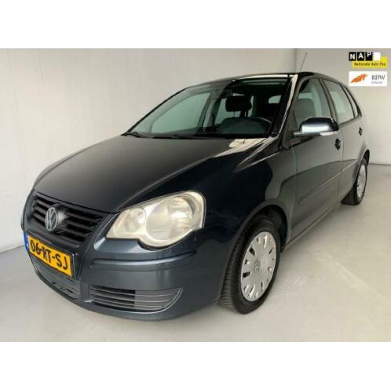 Volkswagen Polo 1.2-12V Optive 5-deurs Airco Radio/cd Elek.r